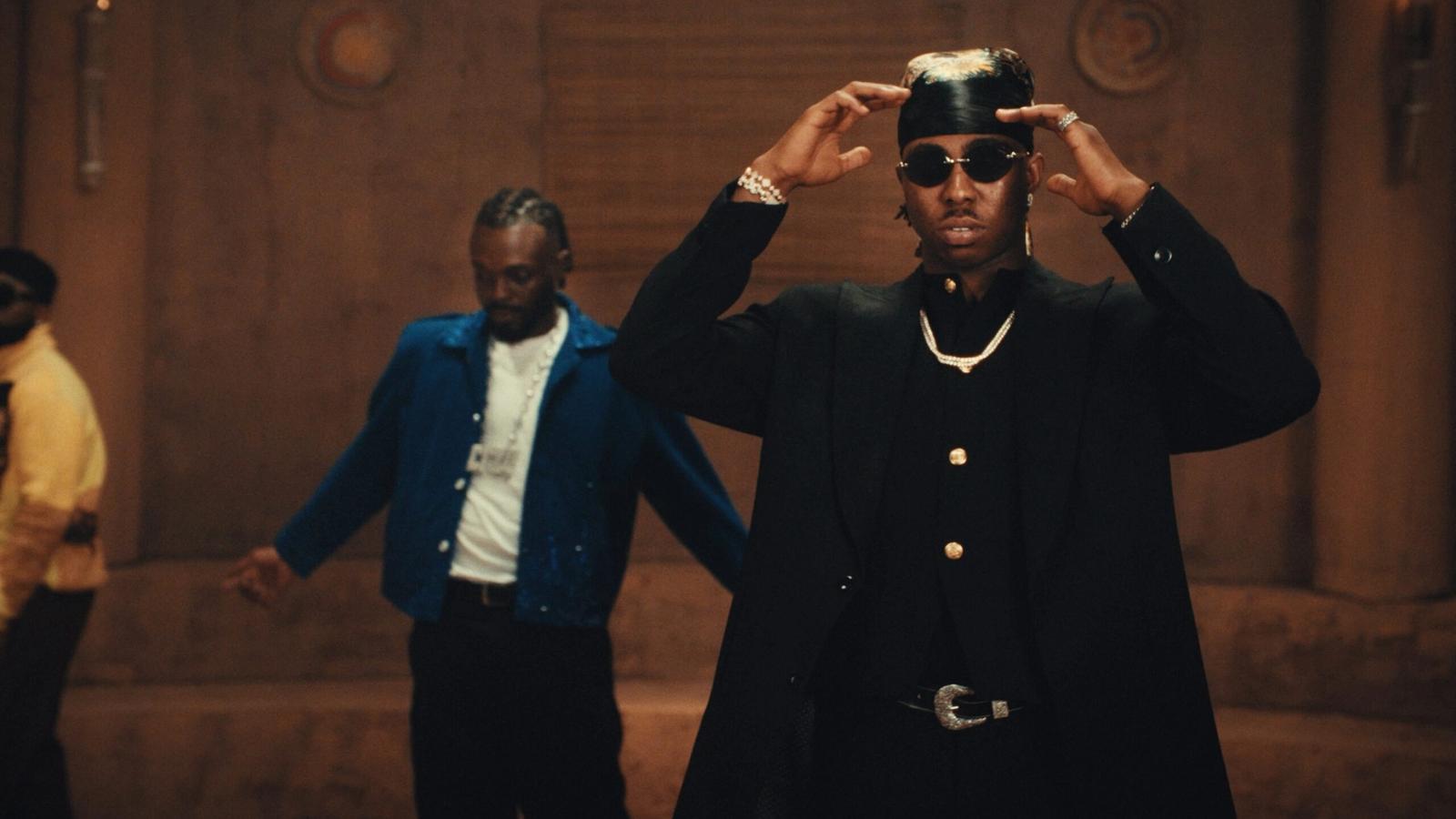 Davido Brings Yoruba Culture to the Forefront in the "B4 B4" Video Featuring Mayorkun & Fola — Music news on dripviewz