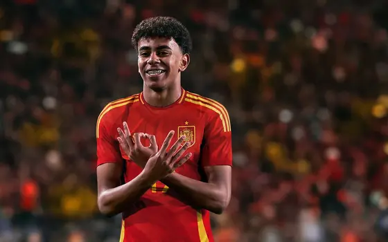 Lamine Yamal Hails Lionel Messi as the Greatest of All Time