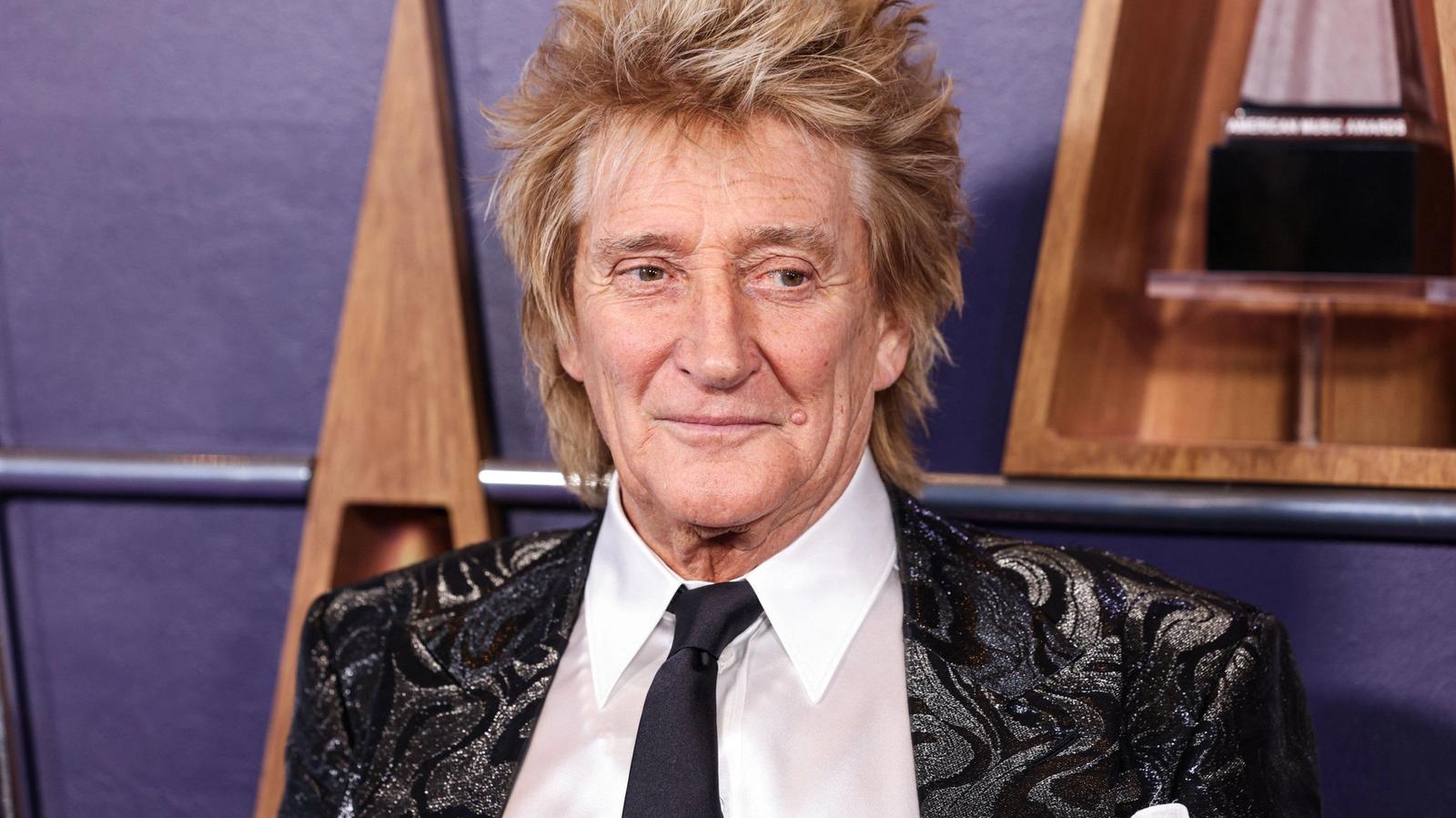 Rod Stewart, 81, addresses health concerns after cancelling gigs due to sickness — News news on dripviewz