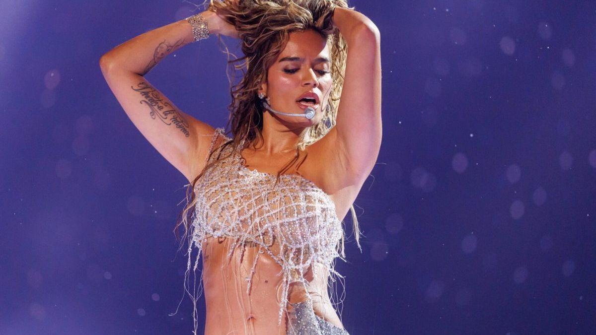 Karol G Reveals New Album's Tracklist Features Collabs With Drake, Bruno Mars & More — Music news on dripviewz
