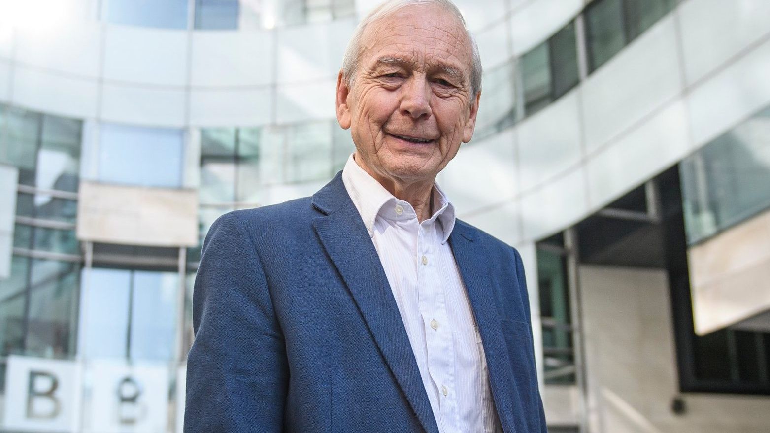 John Humphrys slams 'profoundly irritating' BBC Radio 4 presenters 7 years after quitting — Reality Tv news on dripviewz
