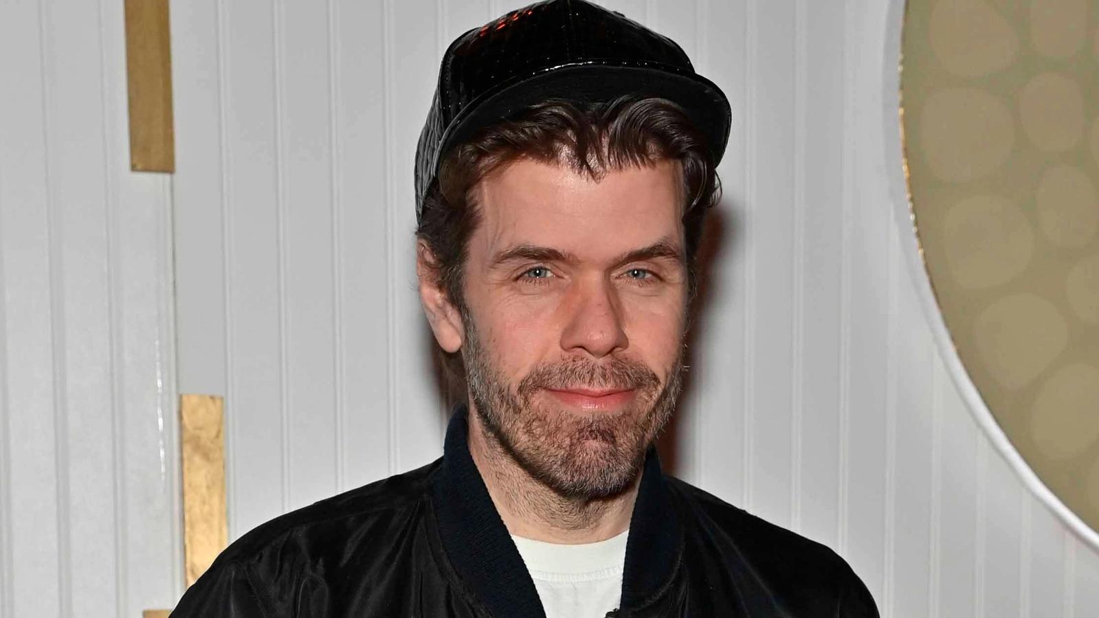 Perez Hilton's family reveal his children fled home during distressing livestream — News news on dripviewz