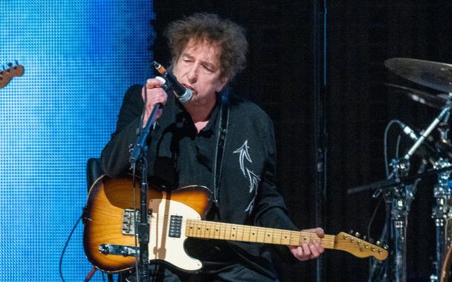 Guitarist Bob Britt explains exit from Bob Dylan's band