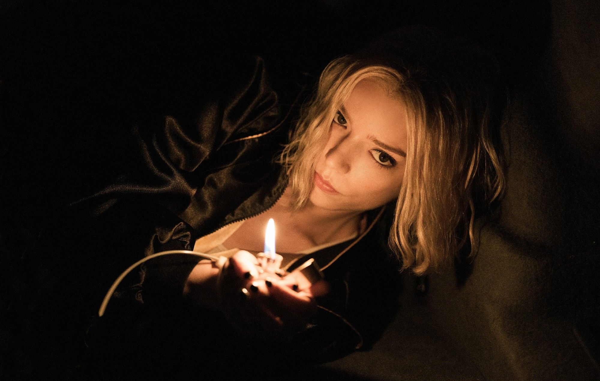 'Lucky' review: Anya Taylor-Joy's plucky con artist will keep you guessing until the final sting