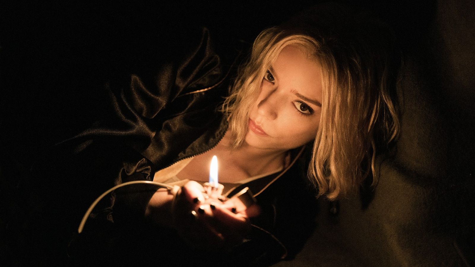 'Lucky' review: Anya Taylor-Joy's plucky con artist will keep you guessing until the final sting — News news on dripviewz