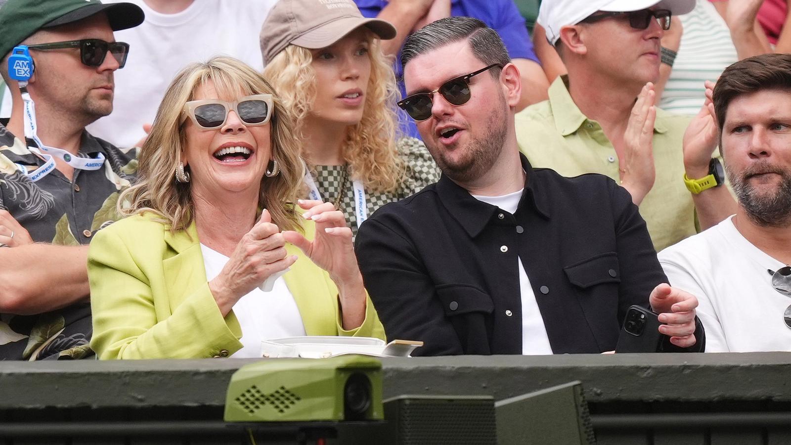 Ruth Langsford reunites with ex Eamonn Holmes' son at Wimbledon — News news on dripviewz