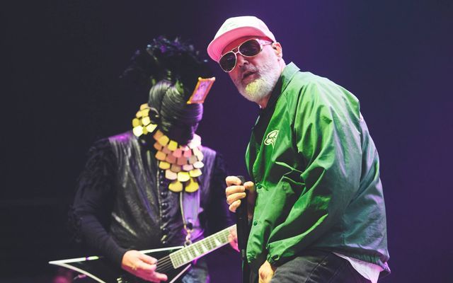 Watch comedy troupe Broken Lizard raid Limp Bizkit show as Super Troopers to issue noise complaint