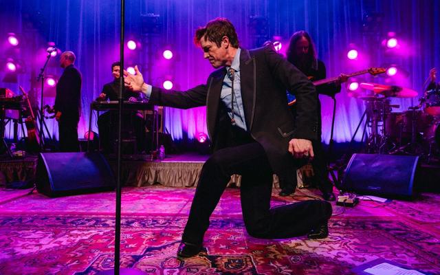 Watch Brandon Flowers cover The Coral's classic 'Dreaming Of You' and debut new song 'A Good Man Is Hard To Find' in Bristol