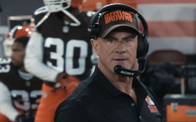 Christopher Meloni is Cleveland Browns' head coach in first look at Hulu's new NFL drama The Land — Sports story on dripviewz