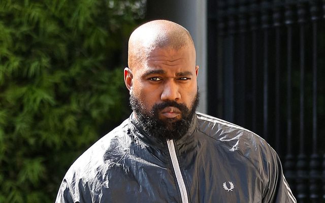 Kanye West trying to convince authorities to let him perform in UK again