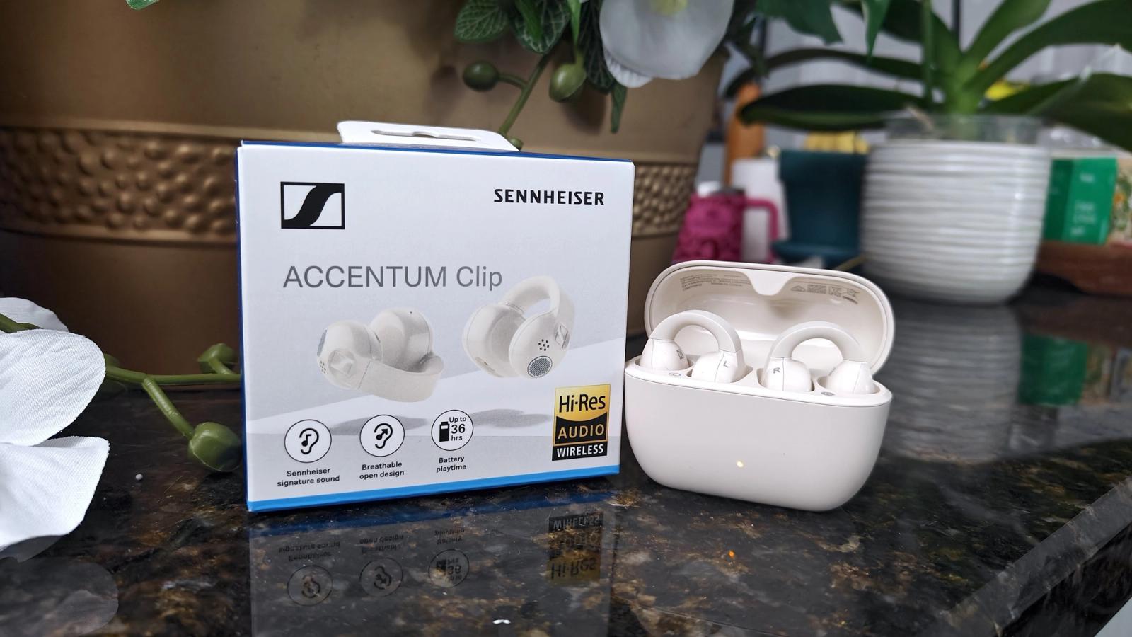 Sennheiser Accentum Clip open earbuds are elite. There's just one major issue — News news on dripviewz