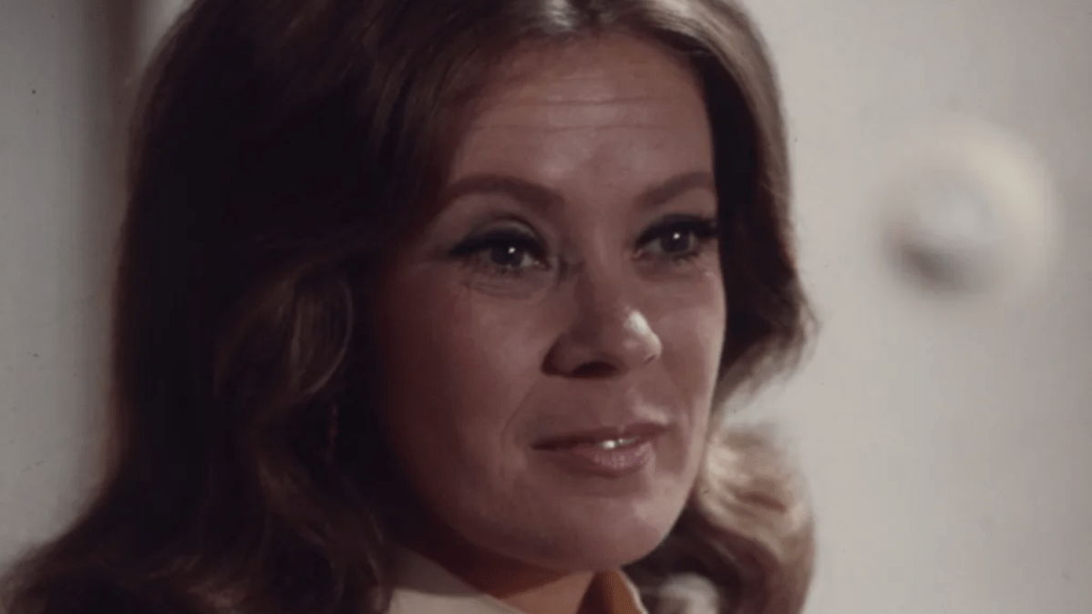 Star Trek actress Antoinette Bower, 93, dies after Hollywood career spanning four decades — Movies news on dripviewz