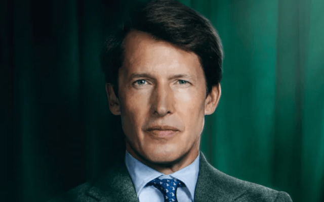 Celebrity Traitors fans floored after discovering James Blunt 'prevented World War 3' — News story on dripviewz