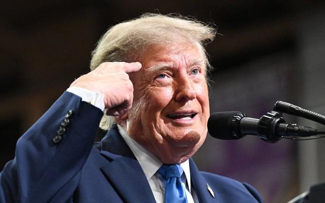 Trump Lashes Out at Fox News for 'Not Covering' His Ohio Rally: 'Who Makes These Decisions?' — Politics story on dripviewz