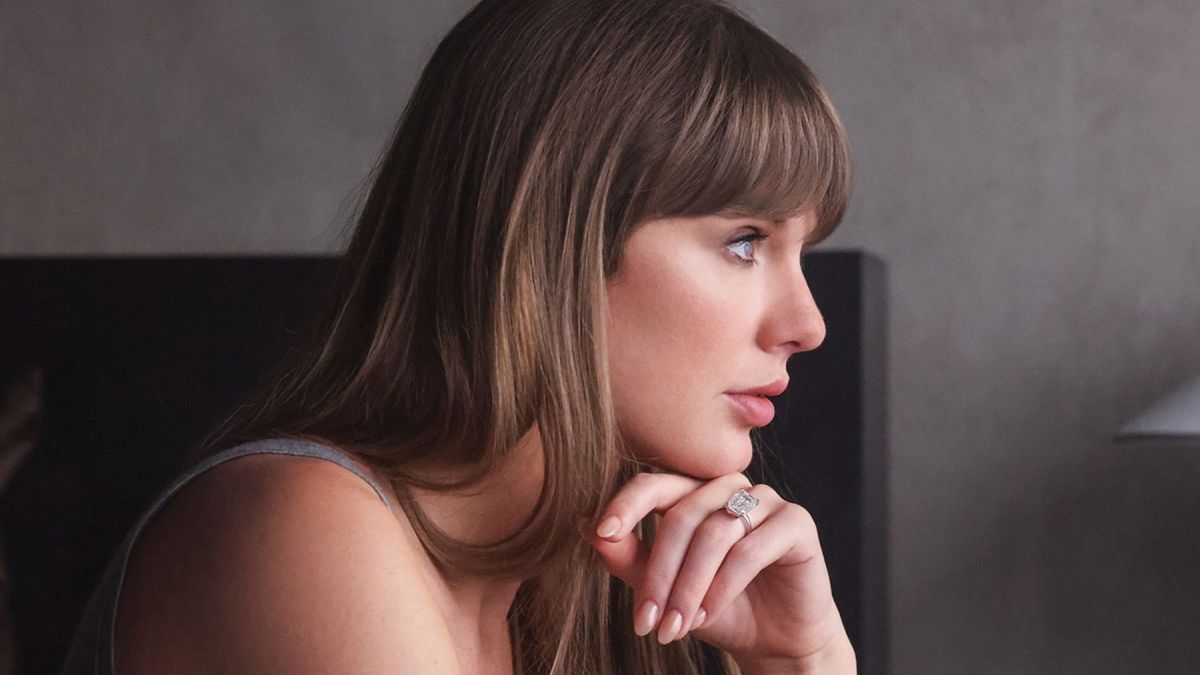 Taylor Swift Sets 2026 Single-Day Spotify Record, Thanks to 'The Life of a Showgirl: The Encore' — Music news on dripviewz