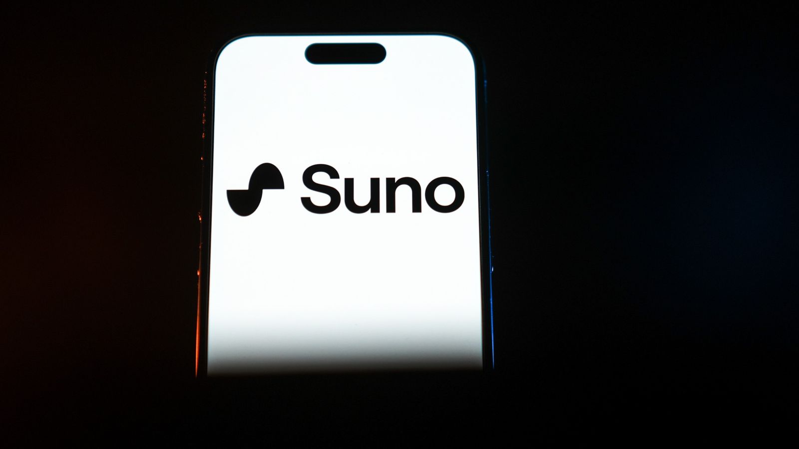 Suno admits using music from YouTube to train AI models — News news on dripviewz
