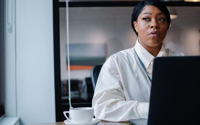 Wunmi Adelusi: How to Know When It's Time to Switch Jobs or Careers — News story on dripviewz