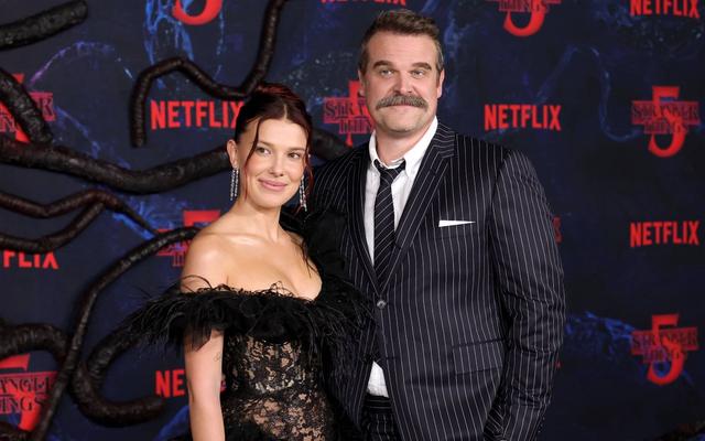 David Harbour says he and Millie Bobby Brown "still adore each other" after harassment allegations as they both speak out — News story on dripviewz