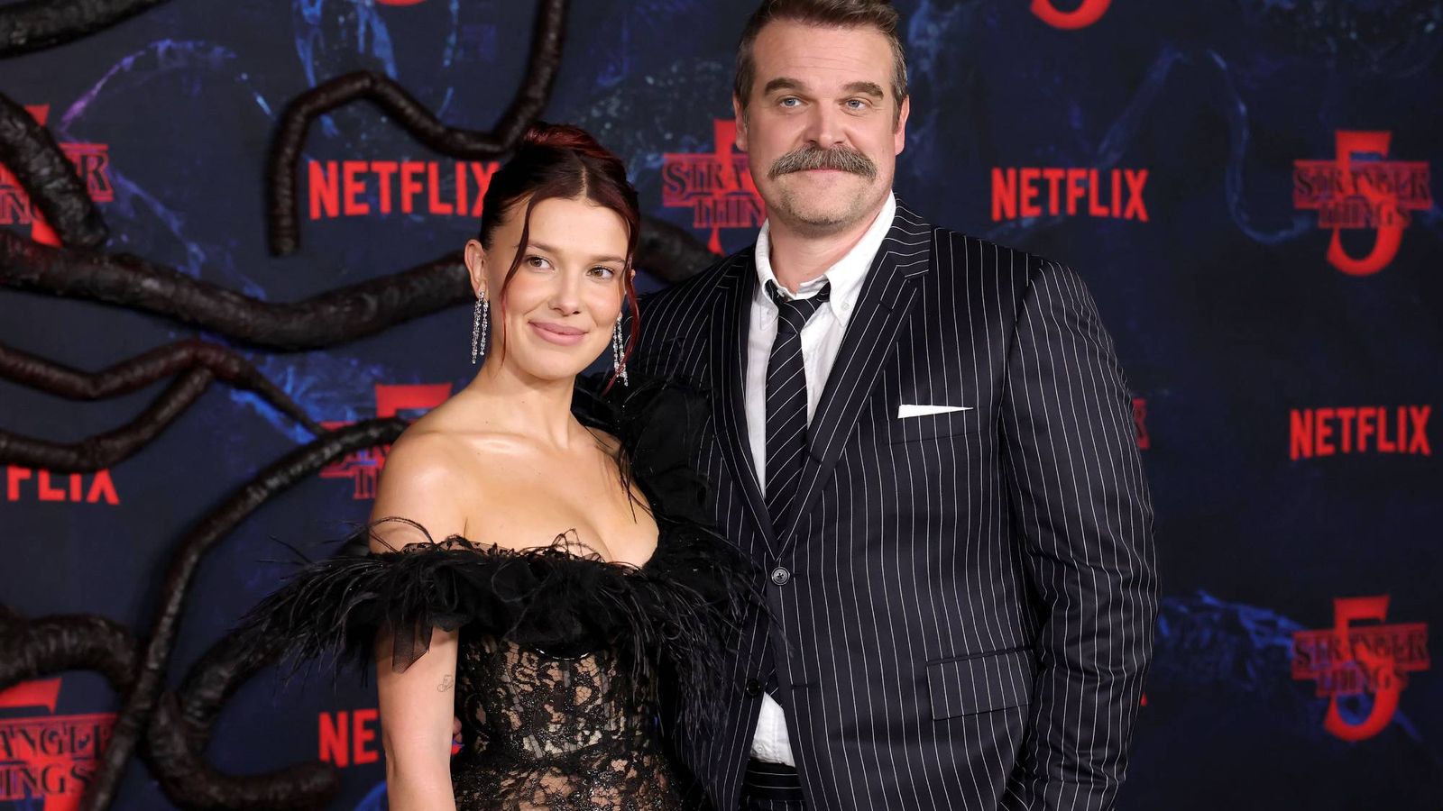 David Harbour says he and Millie Bobby Brown "still adore each other" after harassment allegations as they both speak out — News news on dripviewz