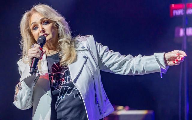 Bonnie Tyler out of coma but remains "very unwell" in intensive care — News story on dripviewz
