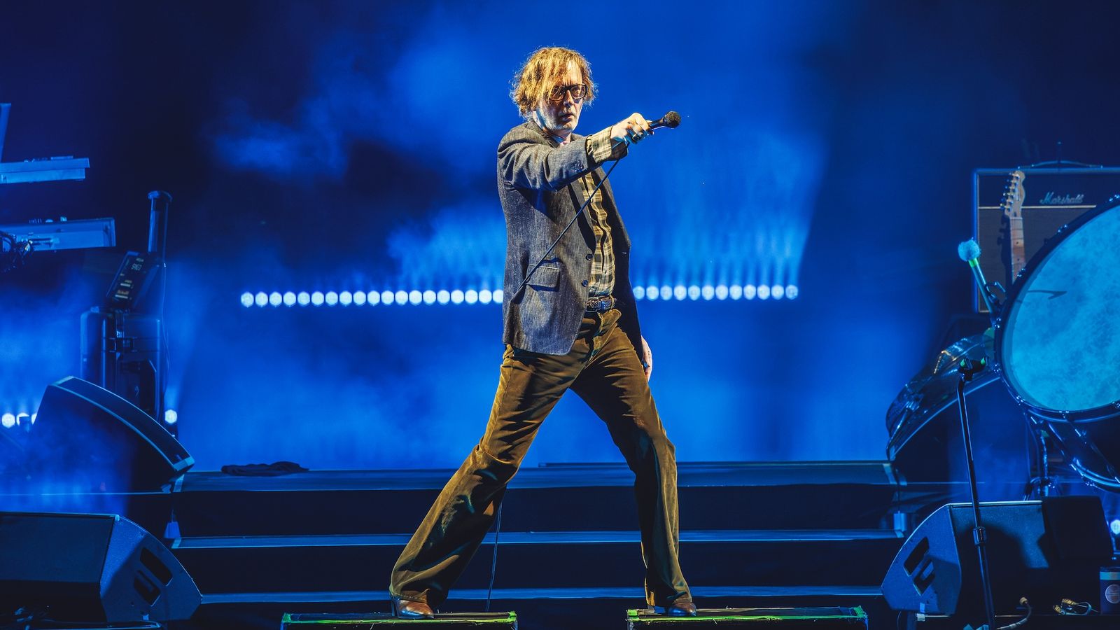 Watch the moment Pulp play 'Common People' at Mad Cool 2026 as England fans celebrate win against Norway — News news on dripviewz