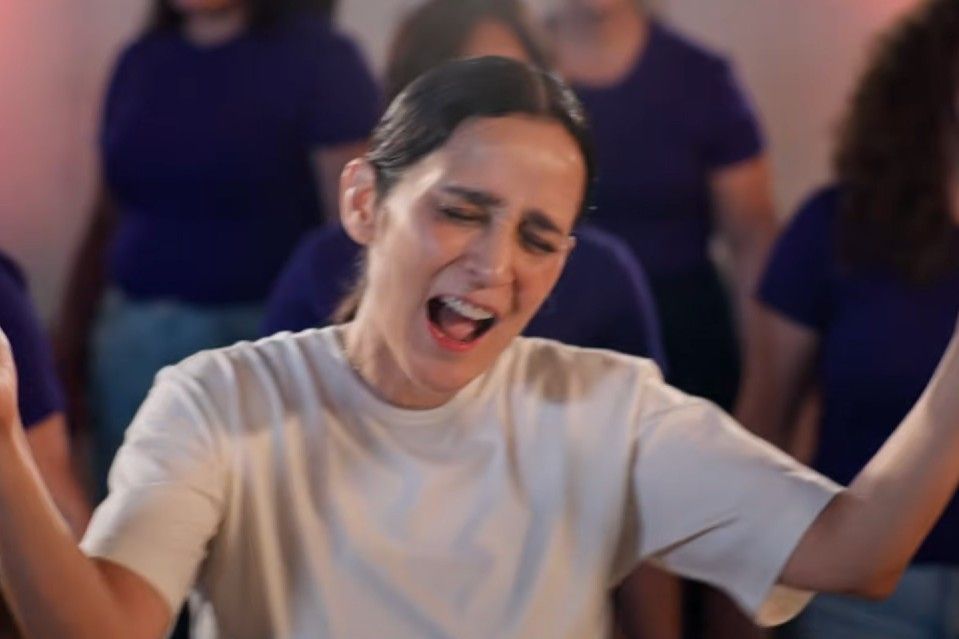 After Wave of Criticism Against Julieta Venegas over Soccer Song, Mexican President Speaks Out — Music story on dripviewz