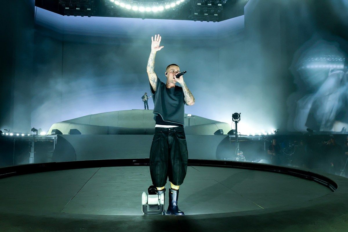 Justin Bieber Makes 2026 NHL Draft Appearance, Announces Toronto Maple Leafs' No. 1 Pick