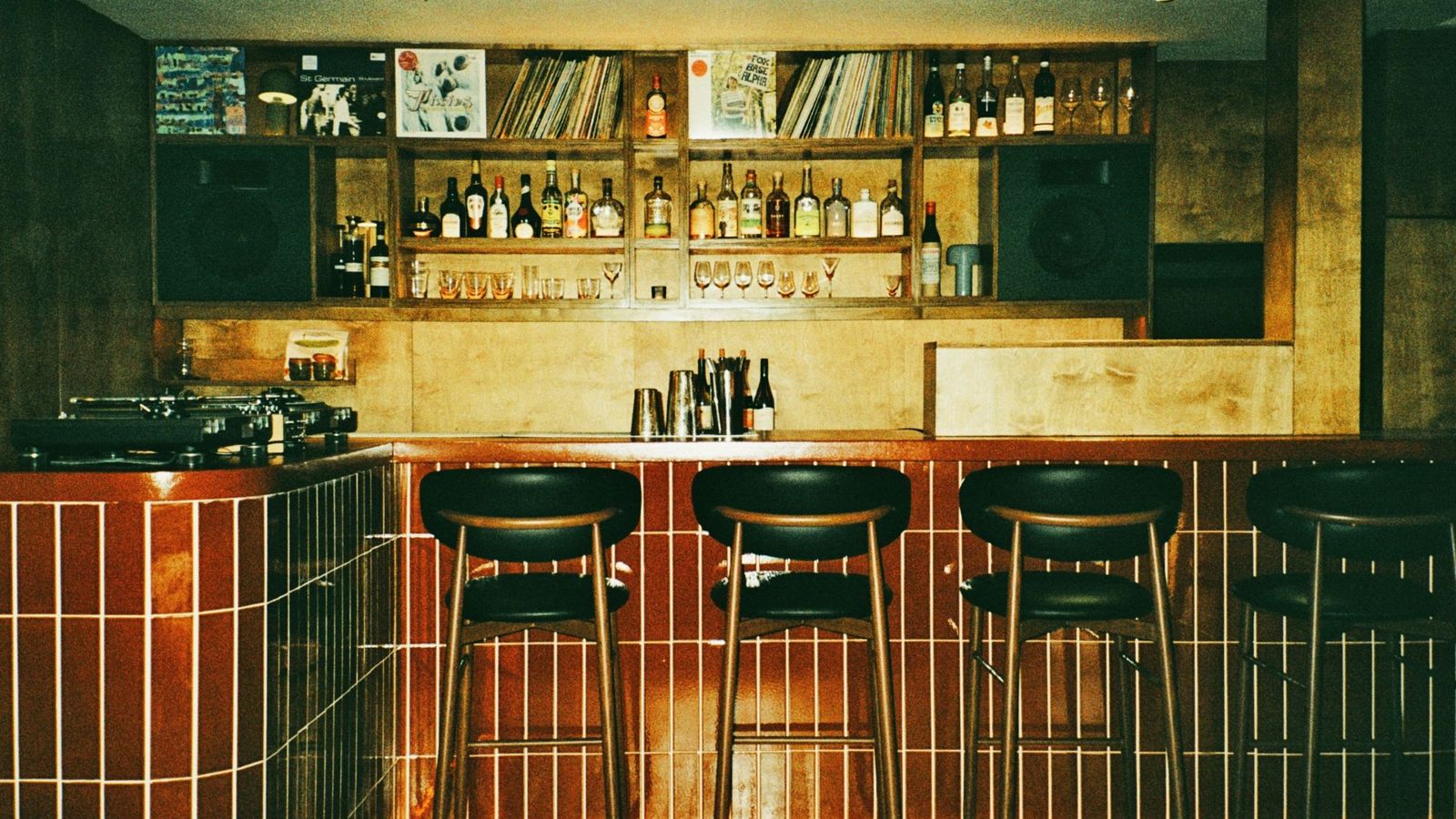 Altar: new London venue opening in Leytonstone with Simian Mobile Disco, Louis Theroux, Girl In The Year Above and more — News news on dripviewz