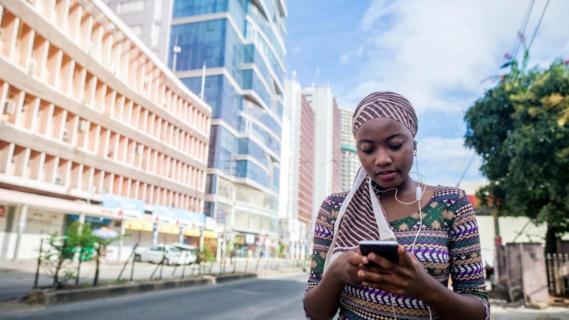 High spectrum costs squeeze African telecom investment and digital growth