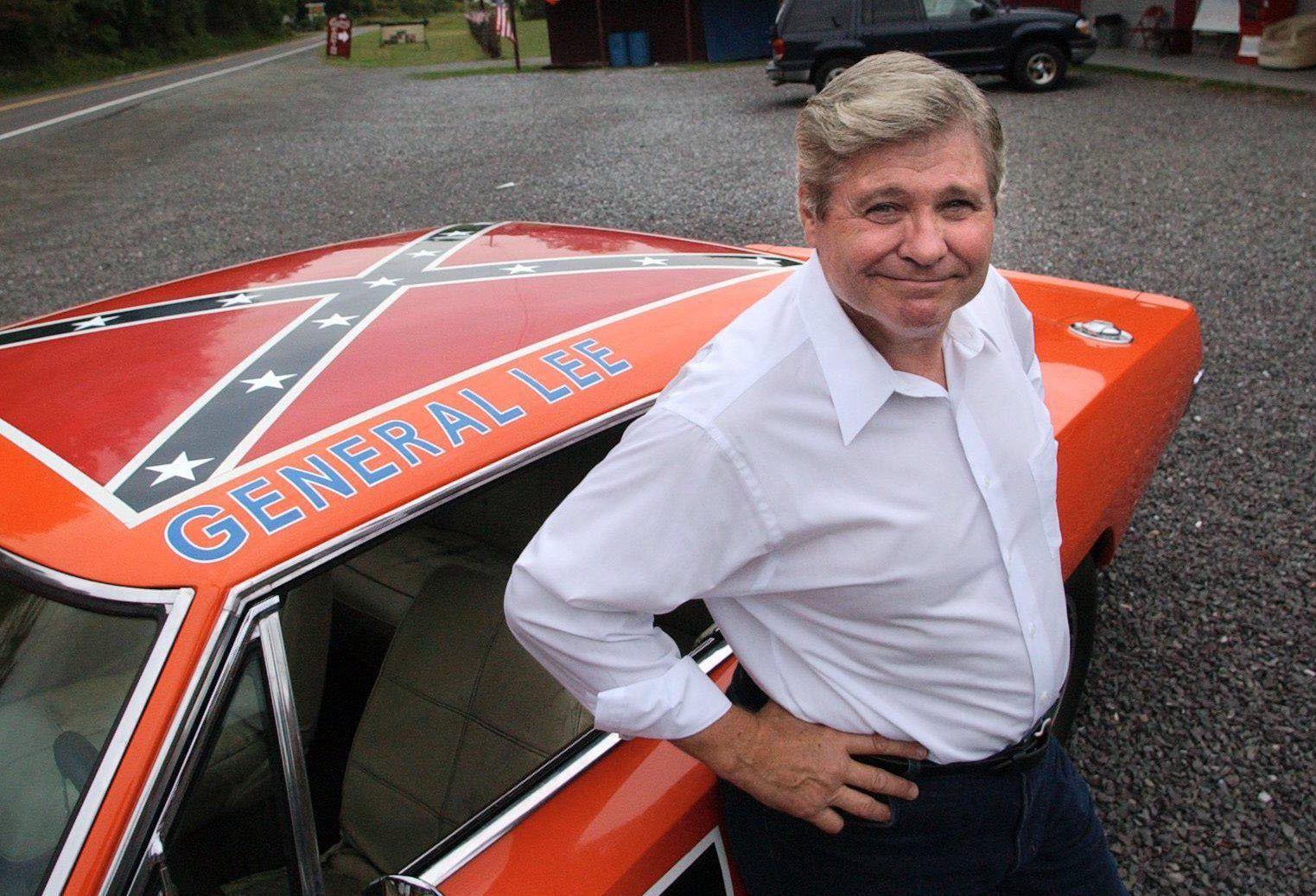 Dukes of Hazzard star Ben Jones dies aged 84 after suffering 'massive heart attack' — Politics story on dripviewz