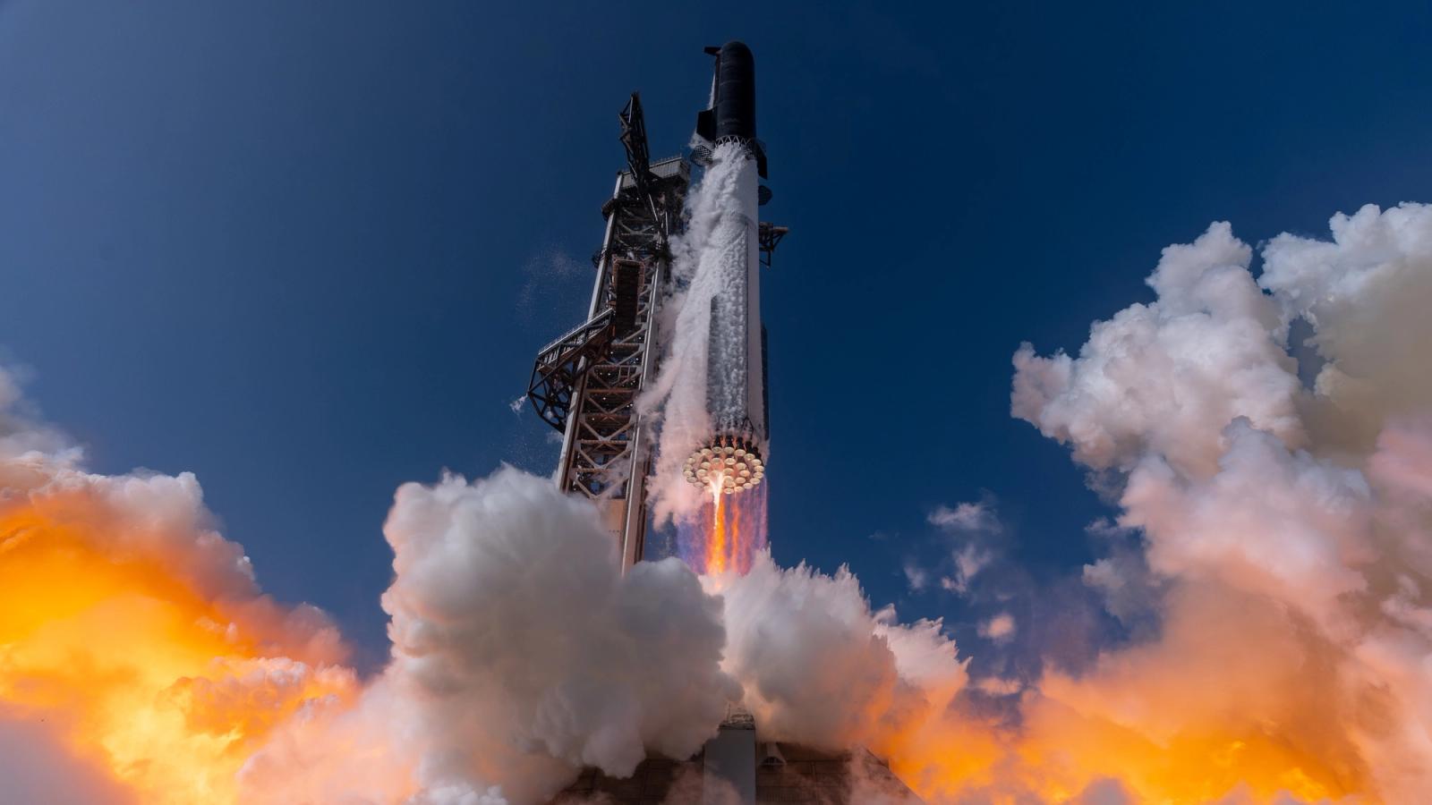 Can SpaceXs Starship actually loop Earth six times? Watch it live — News news on dripviewz