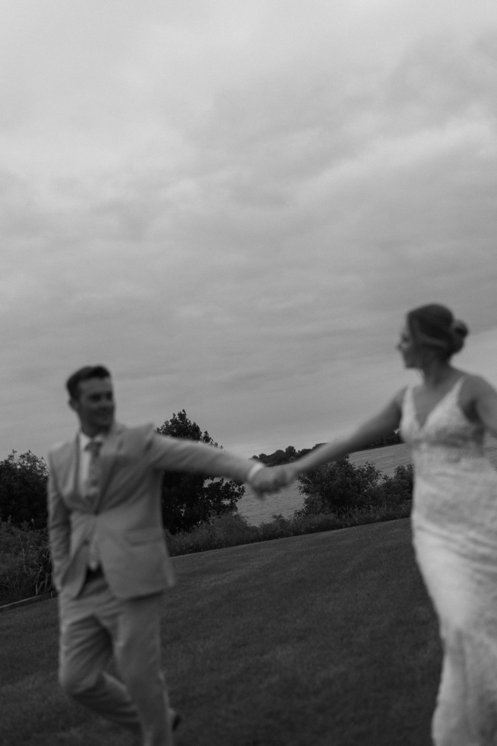 Grand Forks wedding photography by Love Grows & Co, 12