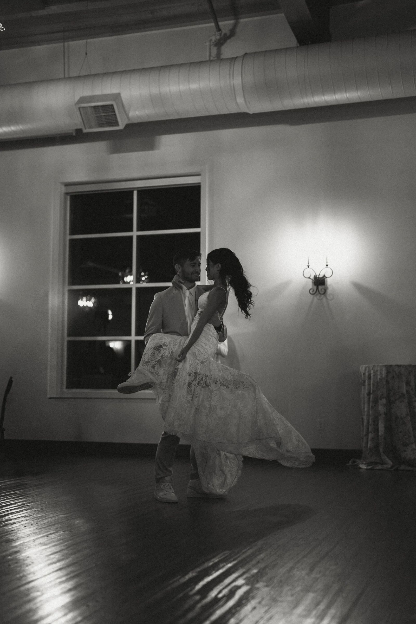 Grand Forks wedding photography by Love Grows & Co, 30