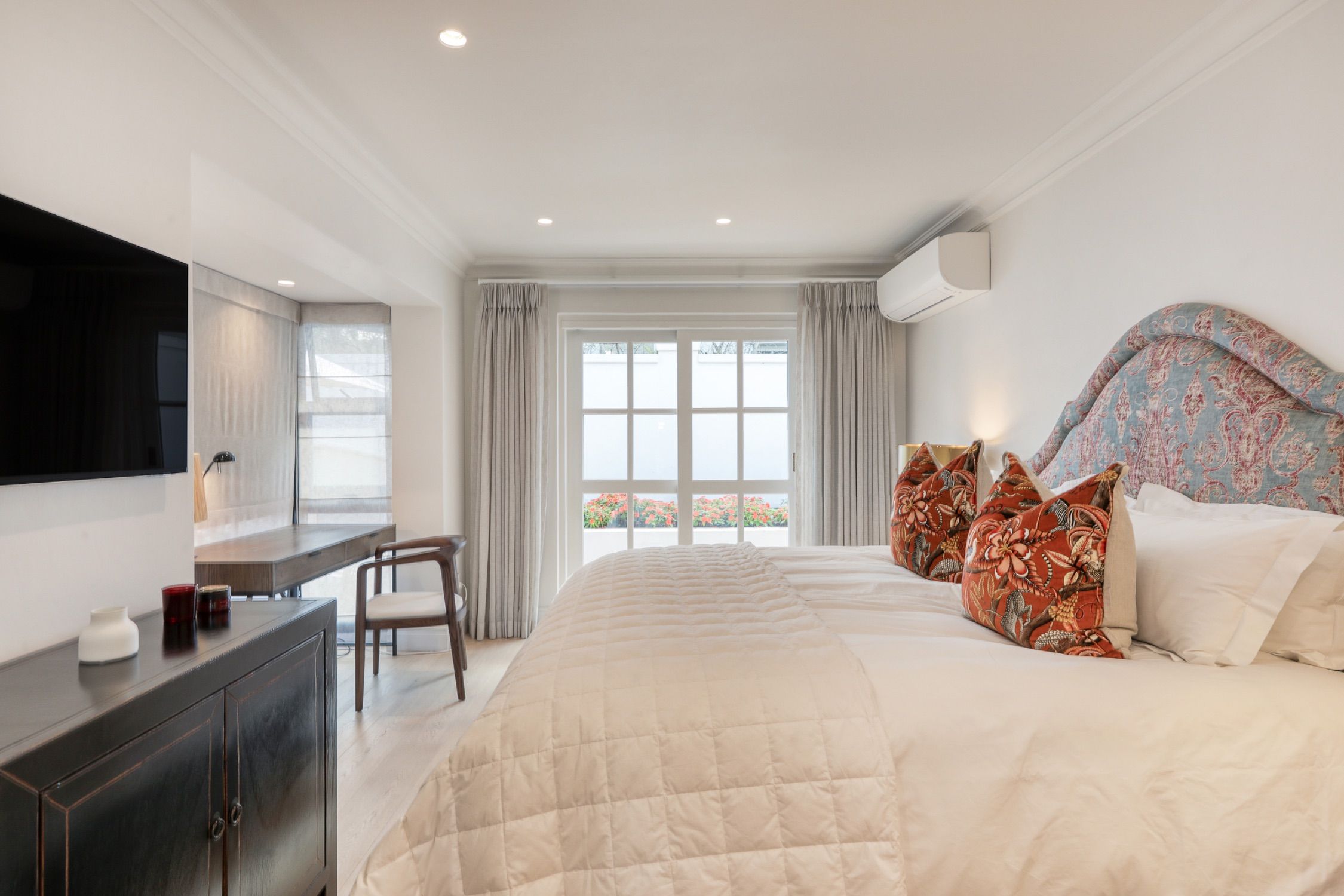 Russet Rise — Classic Cottage
