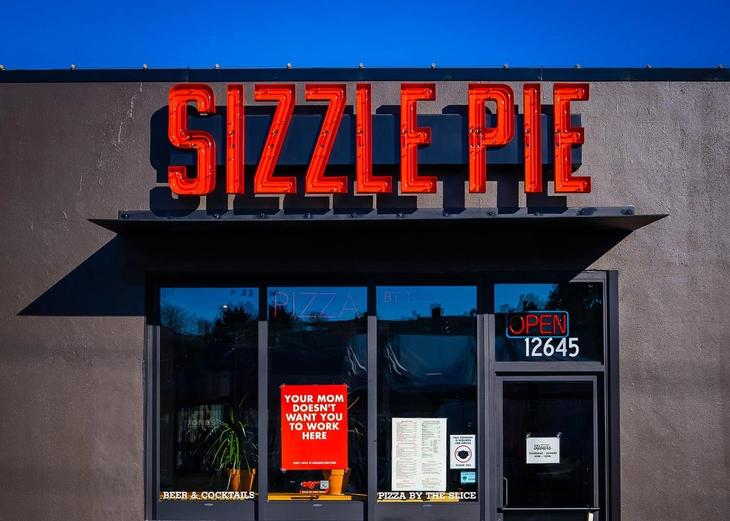Exterior of Sizzle Pie's Beaverton location.