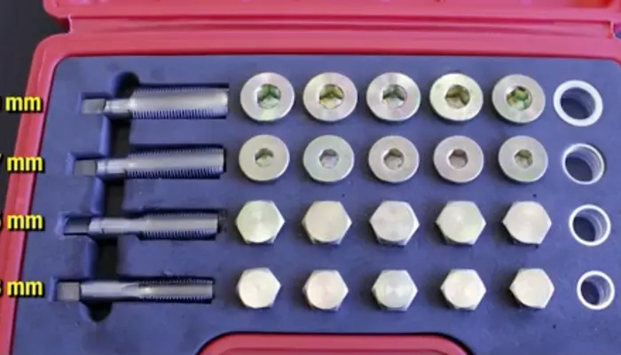 verktøysett for å reparere ødelagte gjenger til bunnpanne