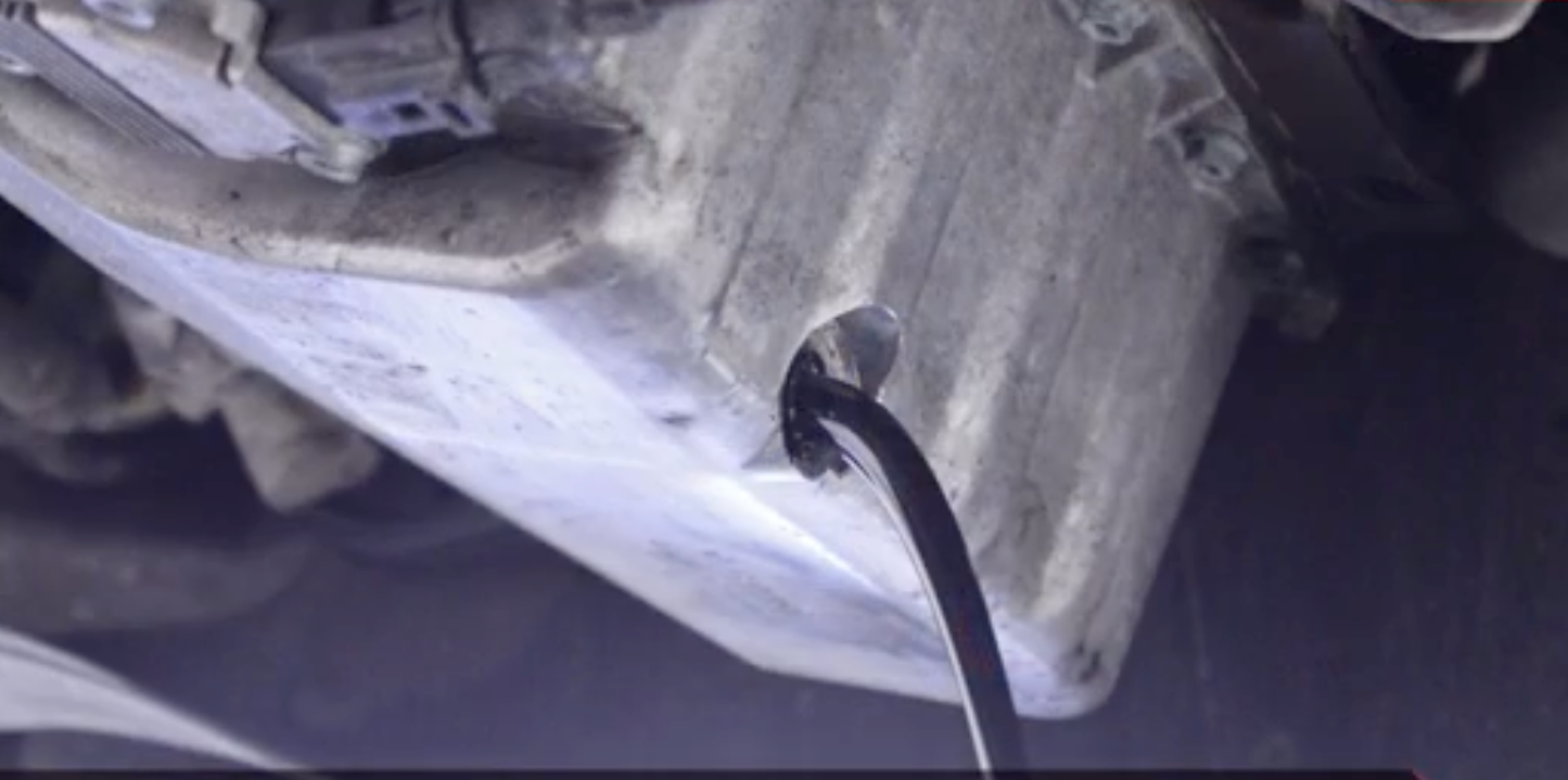 Ha en oljeoppsamler klar