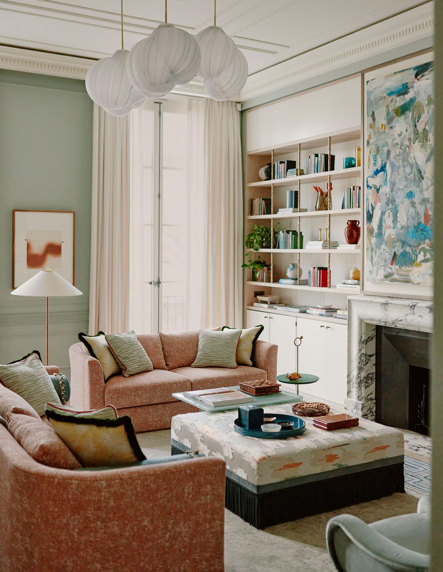 St Germain Grand Apartment