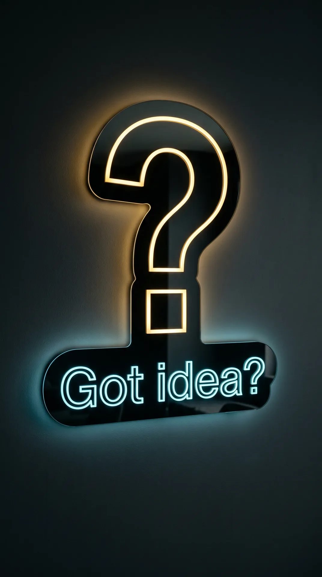 LED zrkadlový obraz s otáznikom a nápisom Got idea na tmavej stene