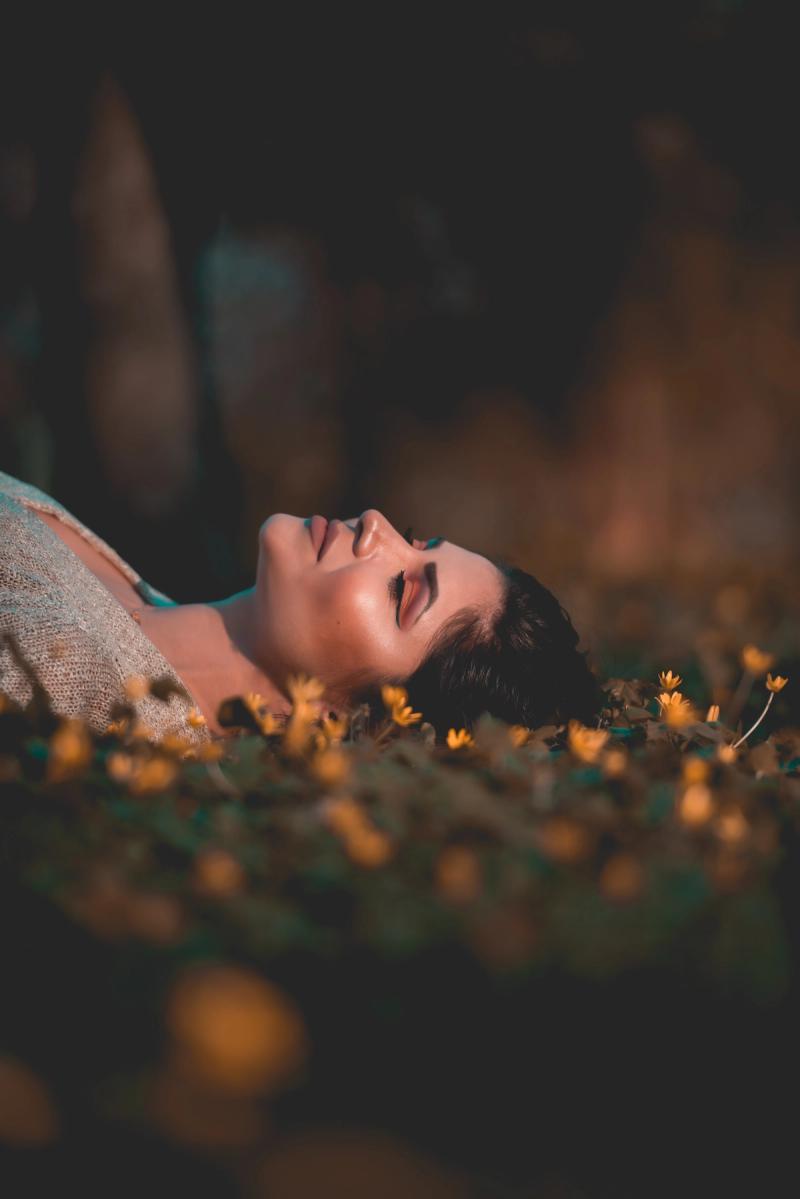 sleeping woman in flowers