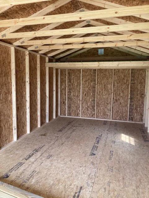 12×24 Garage at the Carleton location