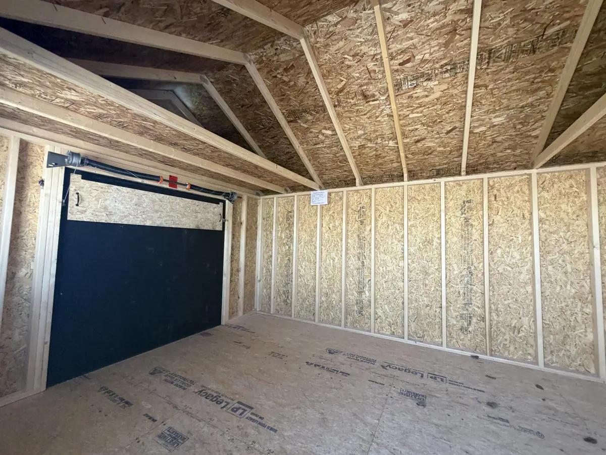 12×16 Deluxe Garden Shed at the Carleton location