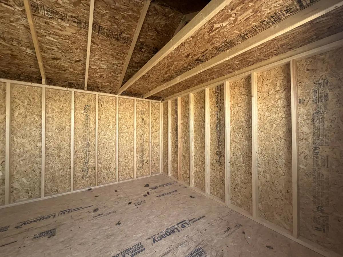 12×16 Deluxe Garden Shed at the Carleton location