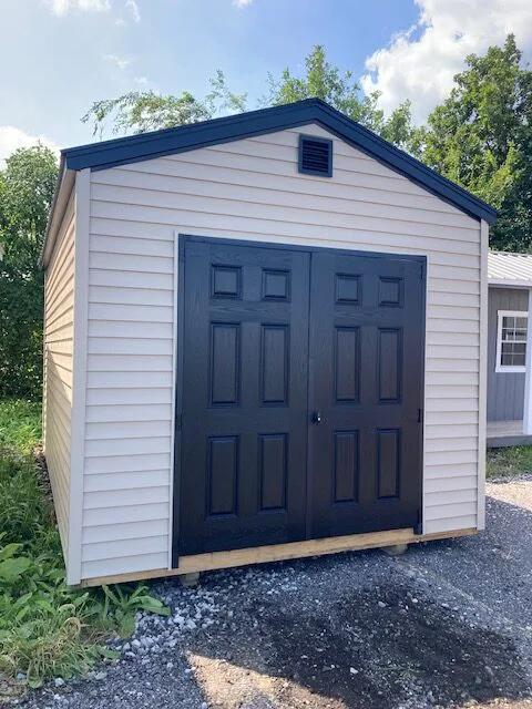 10×16 Utility Shed at the Carleton location