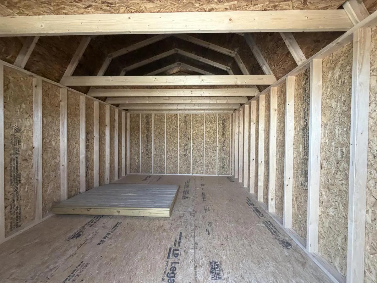 12×16 Lofted Barn at the Carleton location