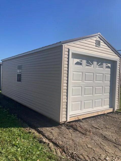 12×24 Garage at the Carleton location