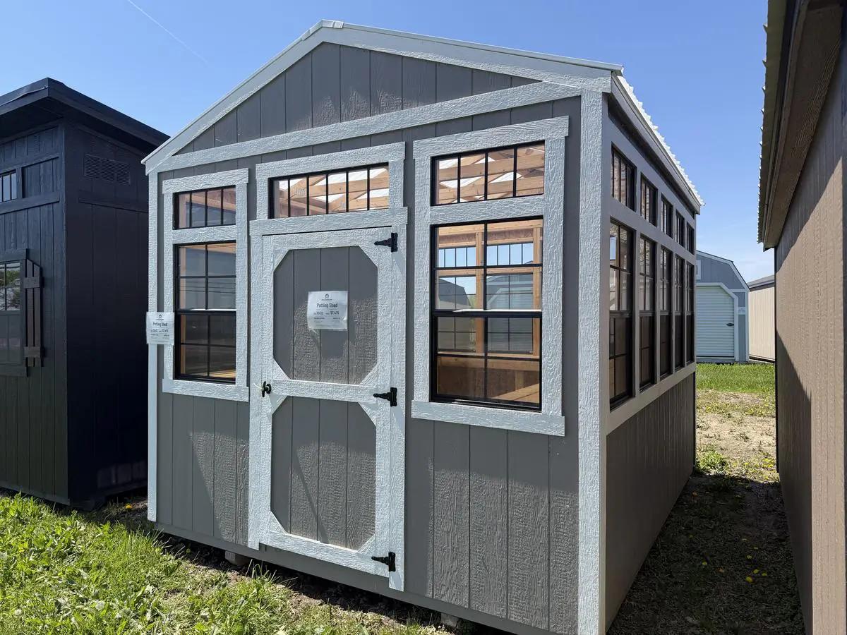 10×12 Potting Shed at the Carleton location