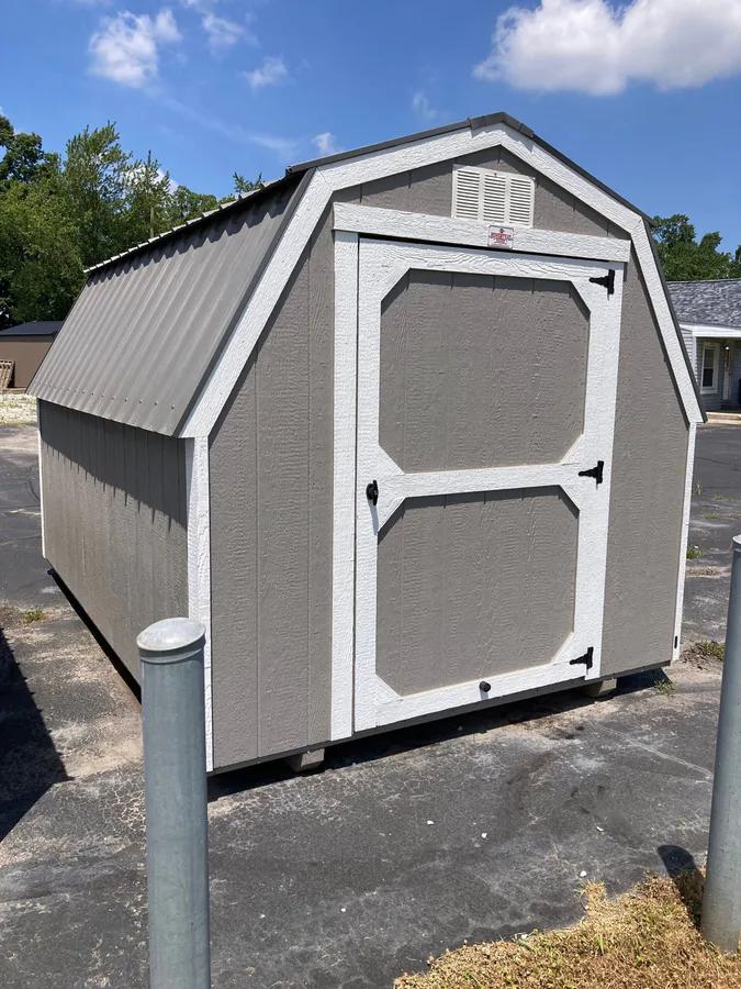 8×12 Barn at the Carleton location