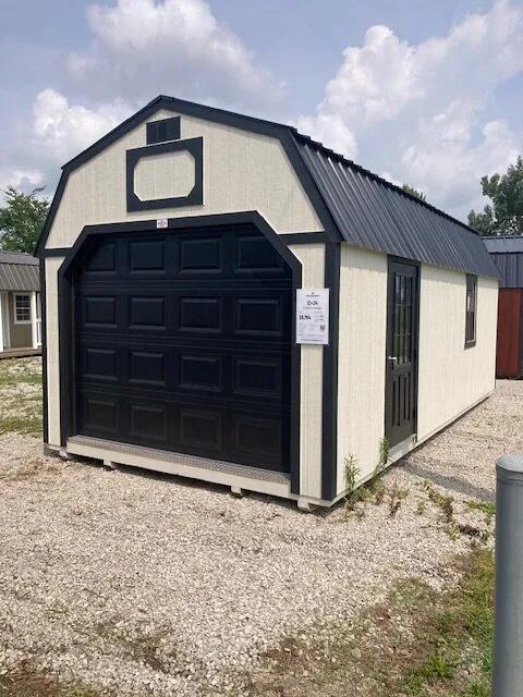 12×24 Lofted Garage at the Carleton location