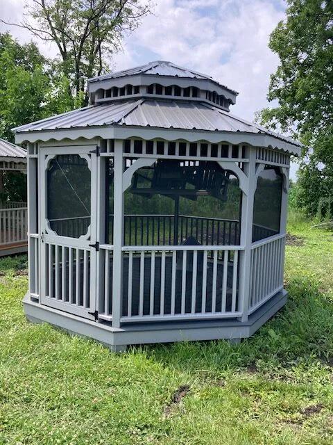 12×12 Gazebo at the Carleton location